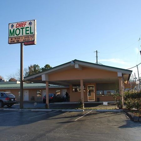 Chief Motel Fayetteville Exterior photo