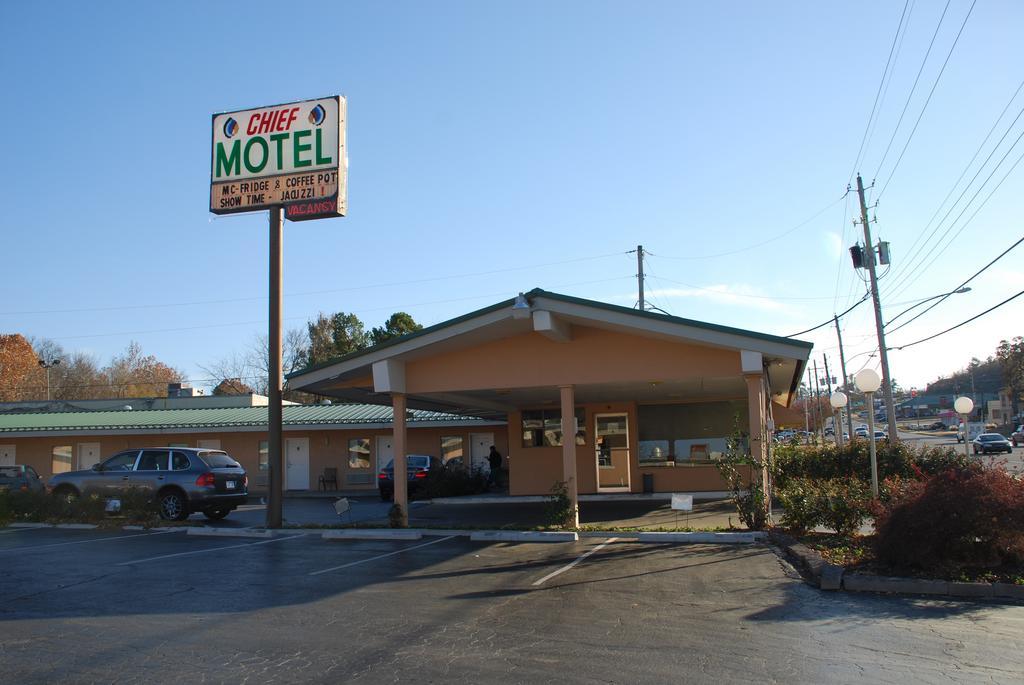 Chief Motel Fayetteville Exterior photo
